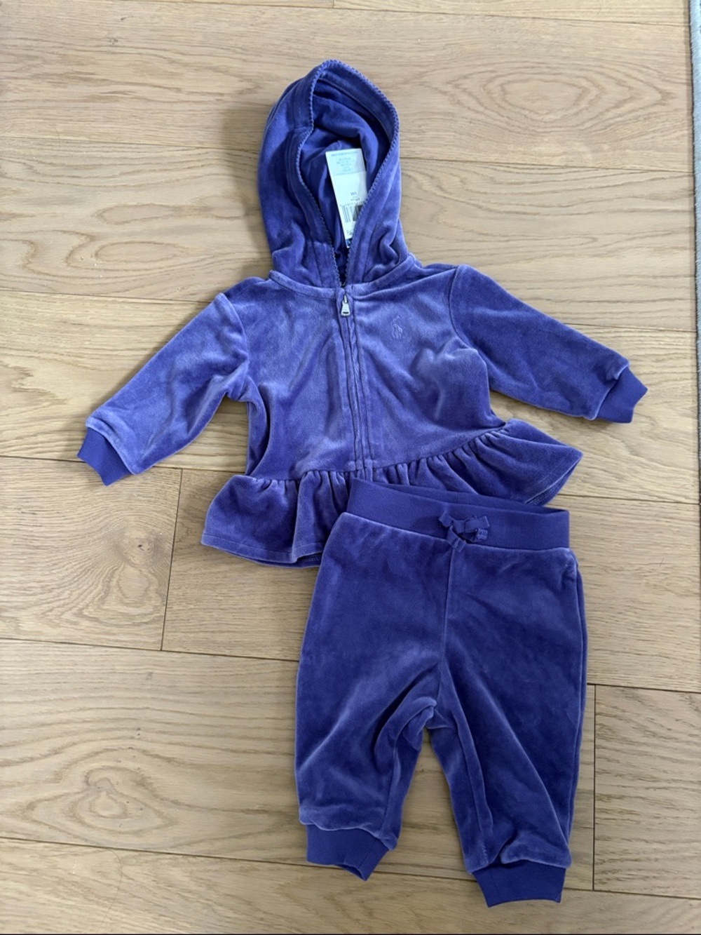 Ralph Lauren velour tracksuit - size 6 months